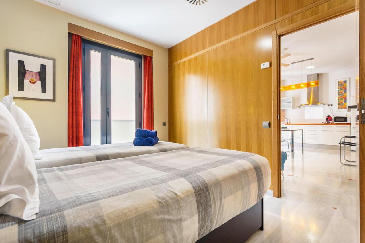 Apartamentos Catedral Sevilla Buitenkant foto