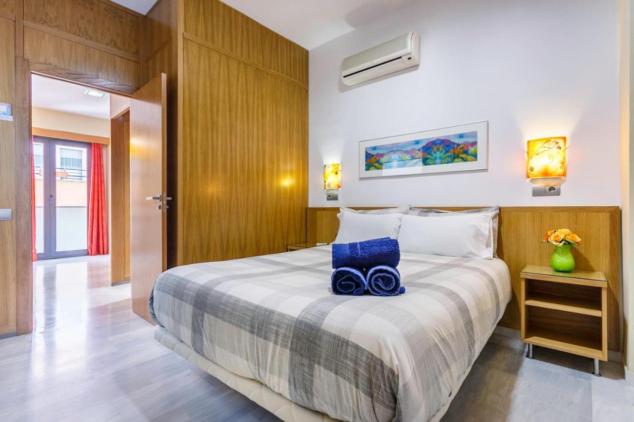 Apartamentos Catedral Sevilla Buitenkant foto